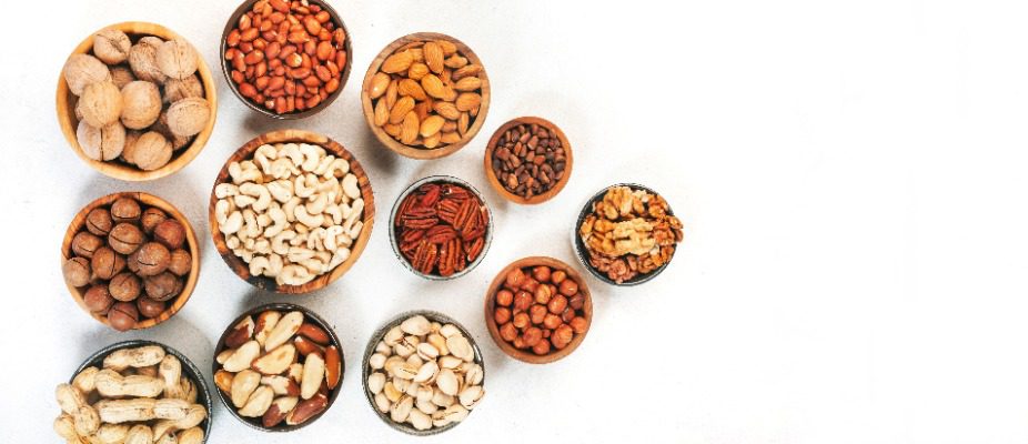 Nuts and seeds: best foods for eye health